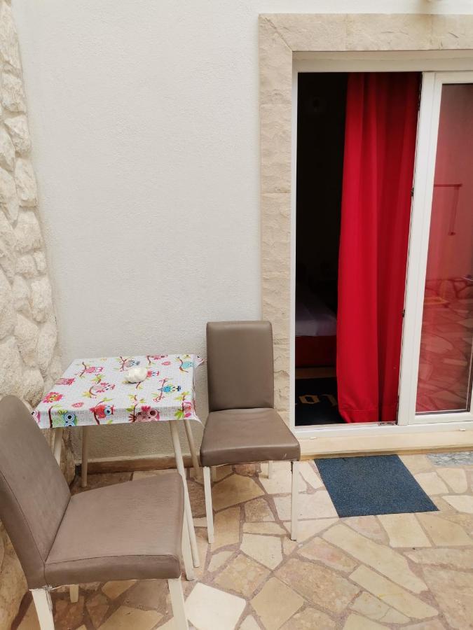 Apartments Radonic フヴァル エクステリア 写真