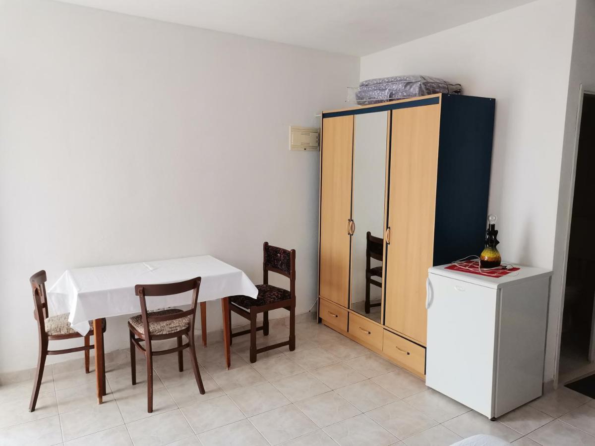Apartments Radonic フヴァル エクステリア 写真